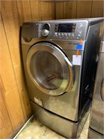 FRONT LOADED WASHER