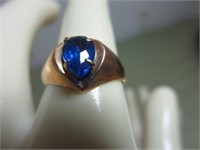 Nice 18K Gold Blue Stone Ring, 2.4g