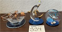 T - LOT OF 3 GLASS FIGURINES (S34)