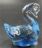 Beautiful Art Glass Swan