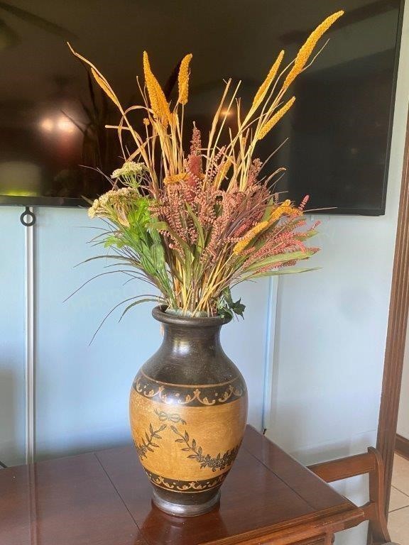 Decorative Vase w/Floral Arrangement