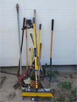 Large Lot Of Garden Tools