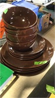 Brown plates, bowls. Set for 4