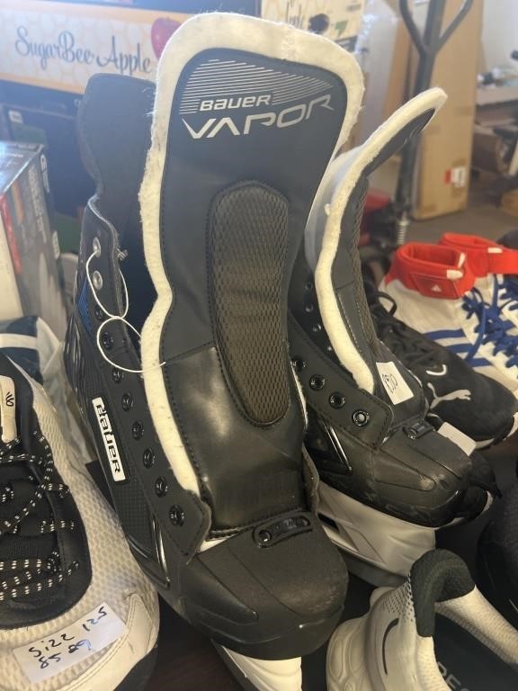 Bauer Vapor Ice Skates with Safety Blades Size