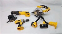 Dewalt tool lot 1 battery and charger workings