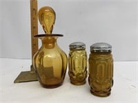 Three piece Amber including salt and pepper