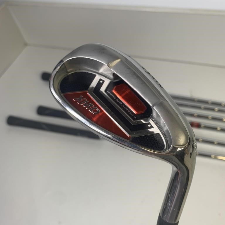 7 Dynalite Golf Club/ Irons