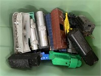 15+ Tote of Lionel Train Cars