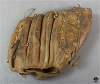 Wilson Jim "Catfish" Hunter Baseball Glove