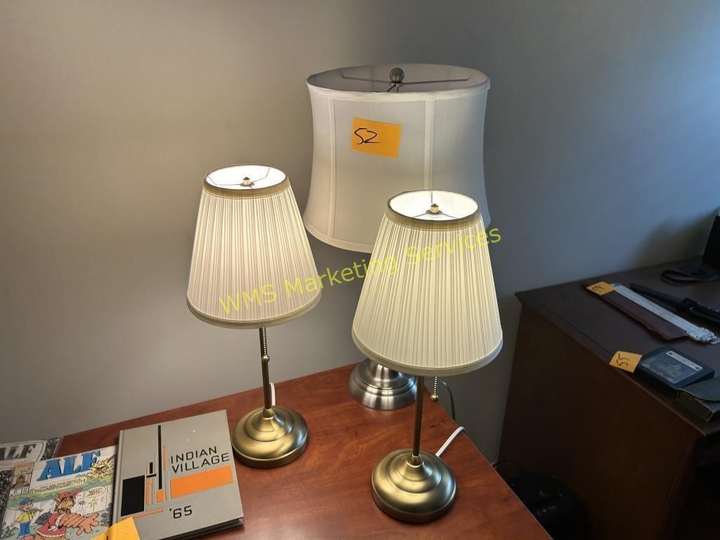 3 Lamps