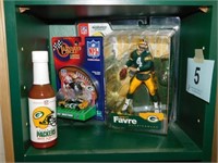 Green Bay Packers: Favre 2002 action figure (NIB)