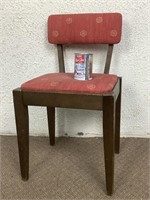 [C] Chaise vintage bois et tissu
