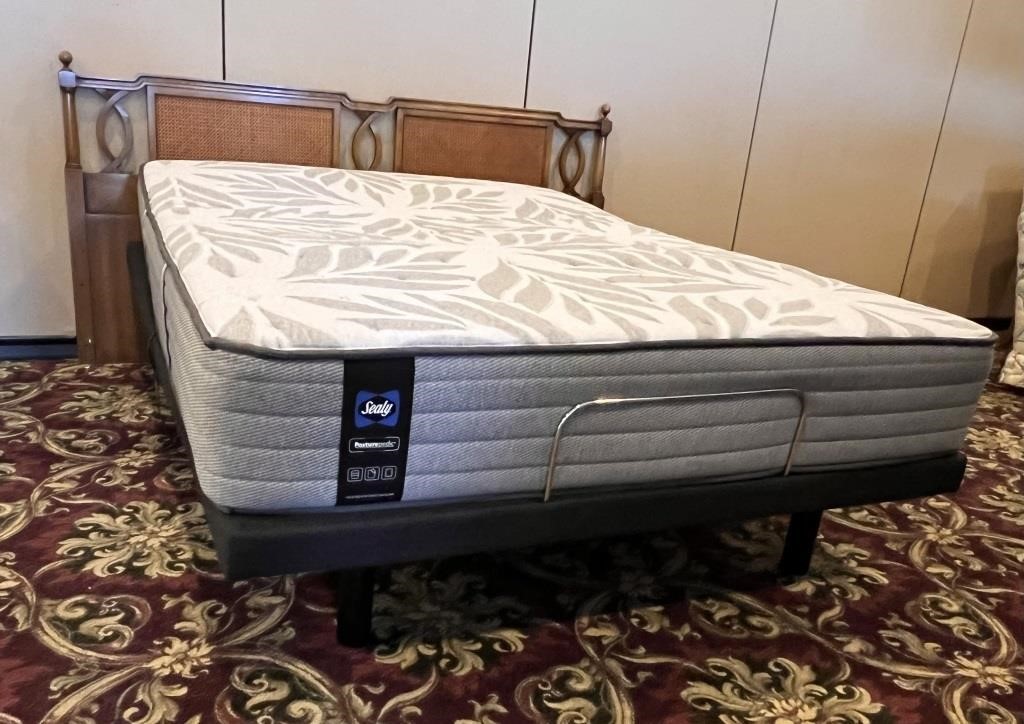 Sealy Posturepedic Queen Bed w/ Adjustable Base