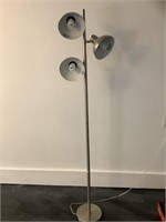 3 - bulb floor lamp