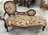 Antique Victorian Style Walnut Day Bed