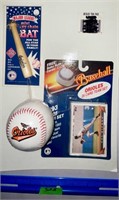1993 Baltimore Orioles Team Set with baseball