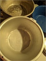 Mirro Aluminum Bowl - (2) Other Bowls