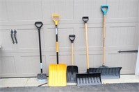 Snow Shovels - Various Styles & Ice Chipper