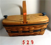 1993 JW Easter Basket with wood lid & Plastic line