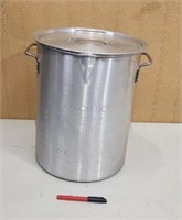 7.3gal Aluminum Turkey Frying Pot. 12"×15".
