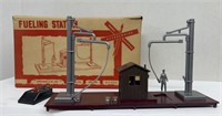 Marx fueling station with original box