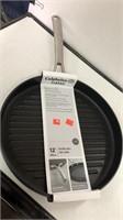 12 in. Round Grill Calphalon