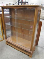 Wood display case w/ 3 glass shelves 32" x 12"x41"