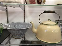 Vintage Graniteware colander & teapot.