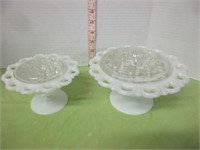 PAIR OF VINTAGE NILKGLASS PEDESTAL DISH WITH FROGS