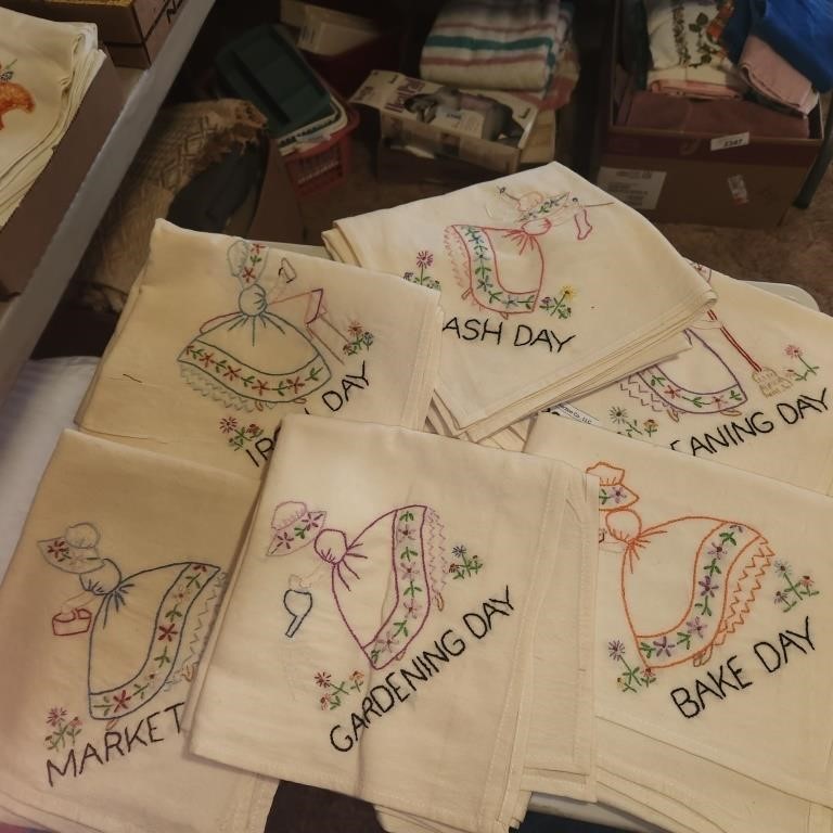 Vintage Embroidered Tea Towels - Lot of 6