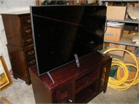 50" Samsung Flatscreen Smart TV Remote & TV Stand