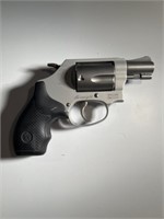 Smith & Wesson Airweight Handgun Pistol