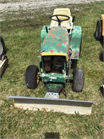 JOHN DEERE 112 PATIO SERIES