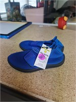 7/8 toddler water shoes