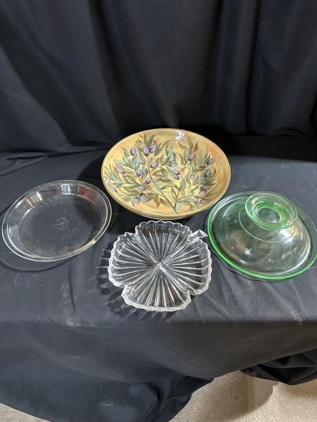 Lot of Miscellaneous Serving Glassware