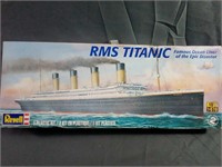 Revell RMS Titanic Model Kit, The Box has some