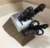 Knife block with self sharpening for chefs
