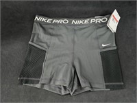 NWT Nike Pro Training  Shorts Women’s LARGE Blue