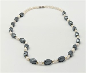 Outstanding Pearl Black Stoned Gold Ball Necklace