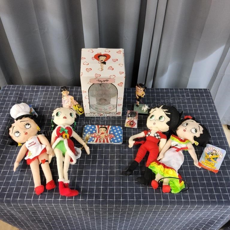 J3 9pc Betty Boop Collectables