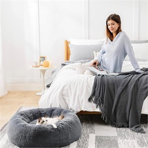 NEW $80 Long Plush Calming Dog Bed, 36in