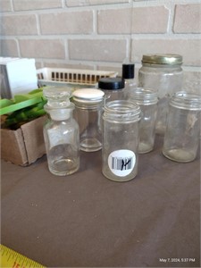 Miscellaneous Different size jars