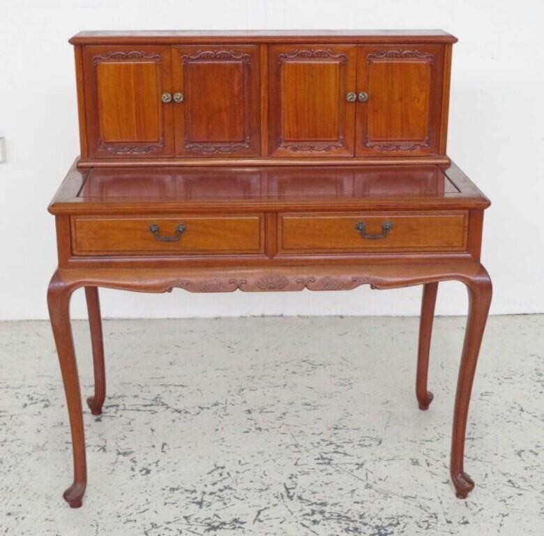 Eastern hardwood desk