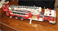 REMOTE CONTROL FIRE TRUCK - MISSING FRONT WHEEL