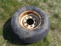 Floatation Goodyear Tire 12.5L.15 (wore)
