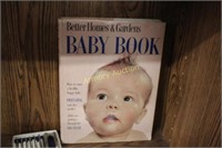 BETTER HOMES & GARDENS BABY BOOK