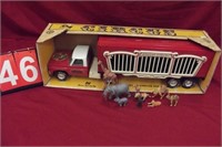 NYLINT CIRCUS TRUCK & ANIMALS WITH BOX