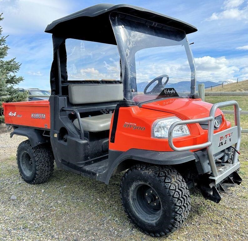 Kubota RTV900 Diesel UTV 4x4 w/Dump Bed Auto