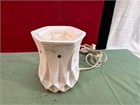 SCENTSY WARMER