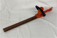 Black and decker 22” commercial hedge trimmer